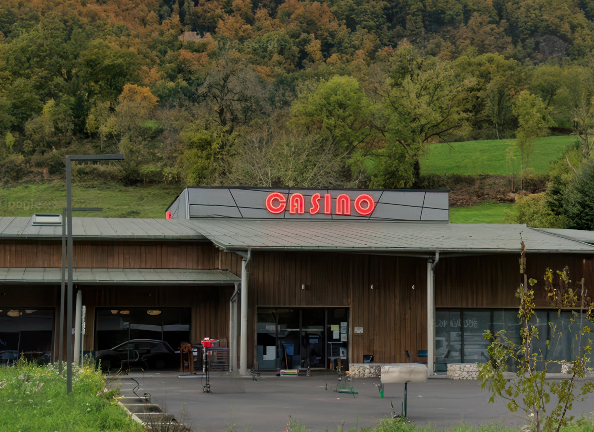 casino vic sur cere